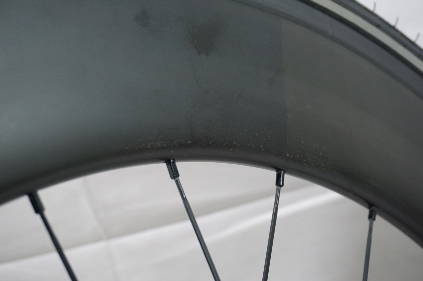 BROTURES 「ブローチャーズ」 SHRED88 CARBON リアホイール 