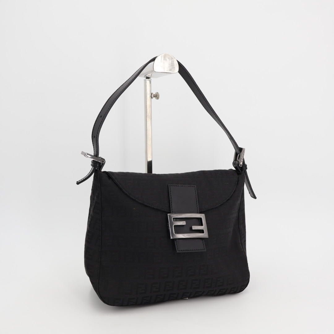 [極美品]フェンディ　FENDI　マンマバケット　ハンドバッグ　総柄　ズッカ柄 フェンディ(FENDI)フェンディ マンマバケット ズッカ
