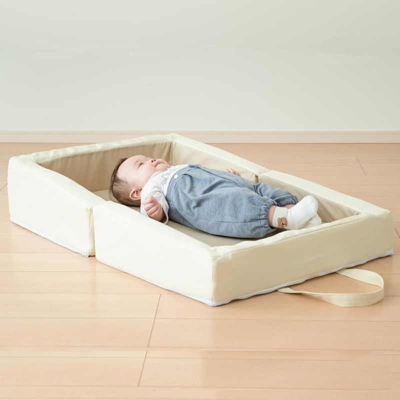 ポータブル＆折りたたみ式同睡幼児ベッド - 18ヶ月までの幼児用通気性AirFormマットレス 安全のための高さのあるヘッドガード お手入れ簡単な生地 ベッドインベッド CooHAN