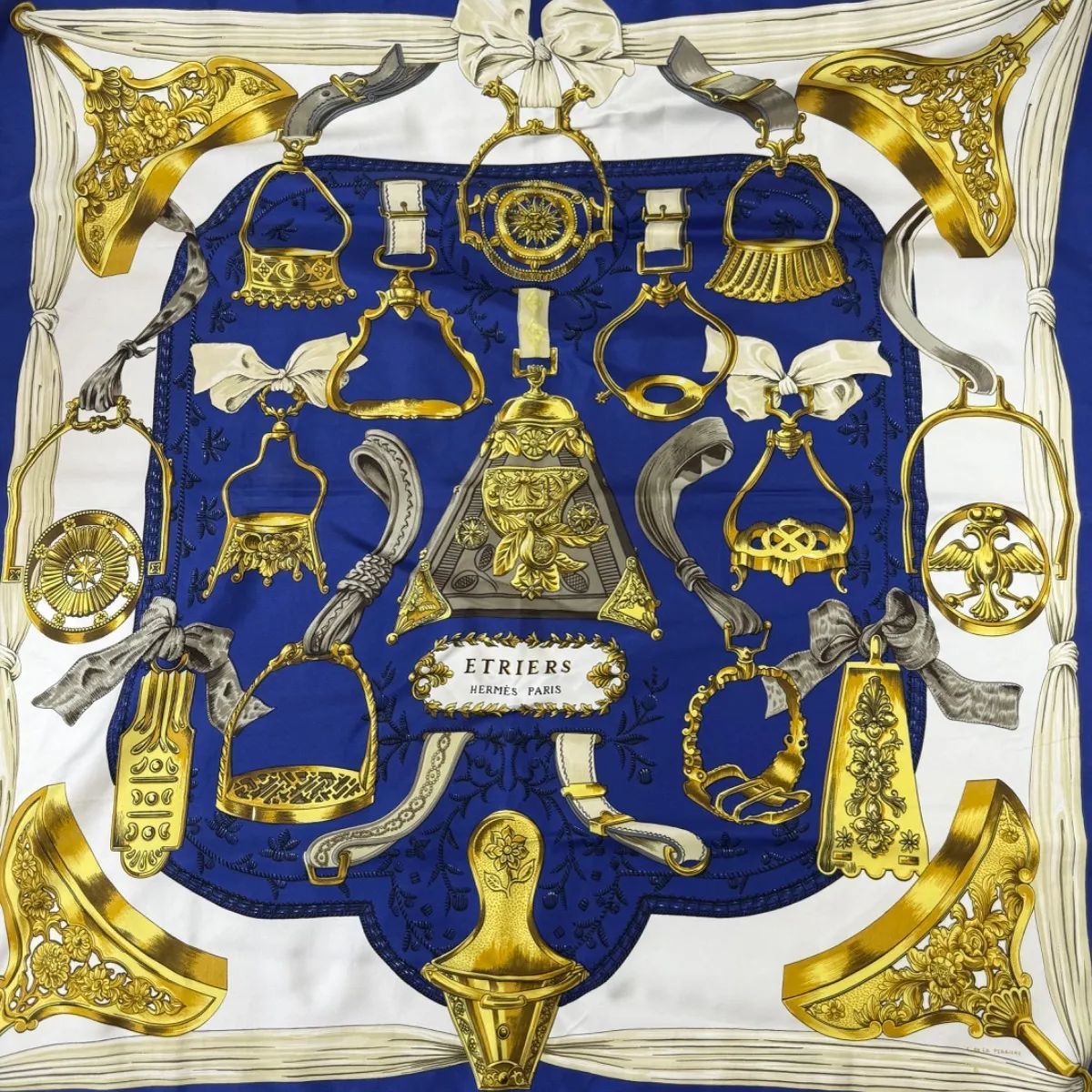 HERMES エルメス カレ90 ETRIERS エトリエ 鎧柄 馬具柄 シルク