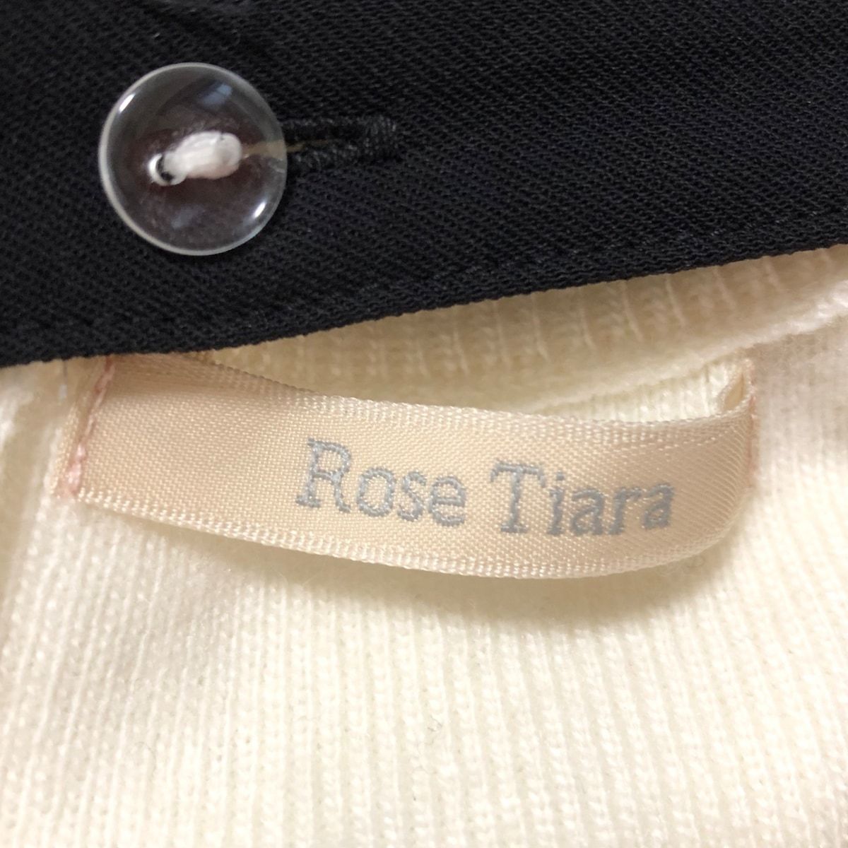 Rose Tiara(ローズティアラ) 長袖セーター サイズ42 L レディース美品  - 白×黒 ビジュー/付け襟 ナイロン、アクリル