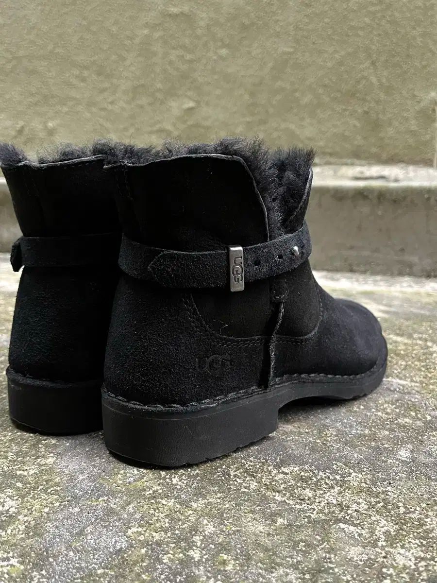 Elisa Boots