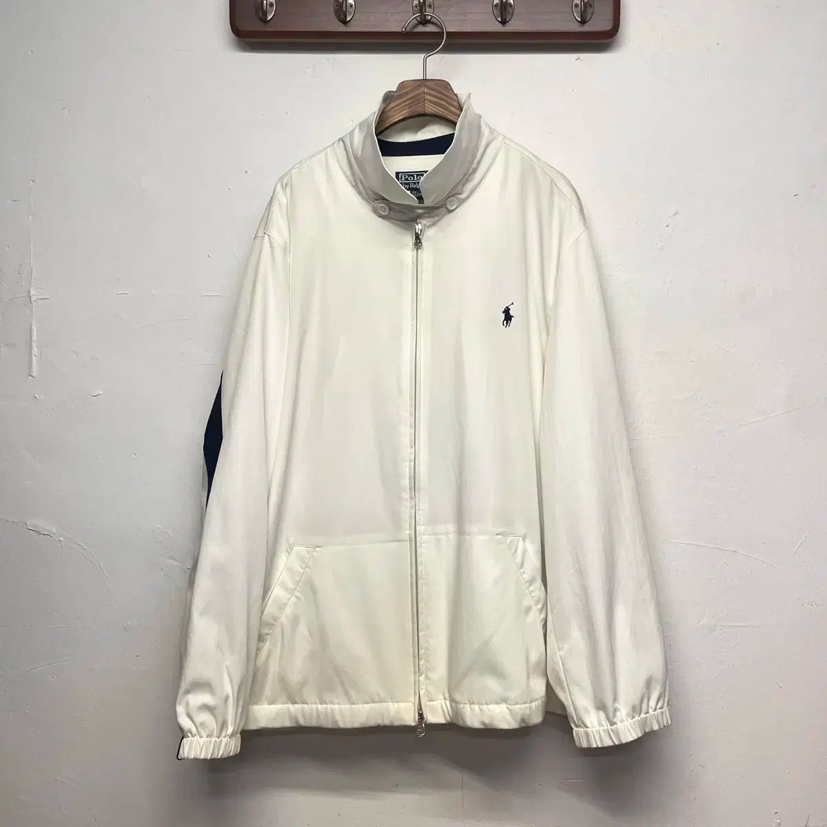 ポロ Ralph Lauren(ラルフローレン) ナイロン 白 バイ スイング ジャケット