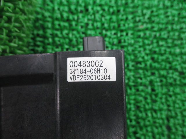 スカイウェイブ250 キーレス 37184-06H10/37185-06H00 スズキ 純正 中古 アンテナ付き 市場品薄 コンピューター 状態良好  37184-06H10 - 売り取扱店