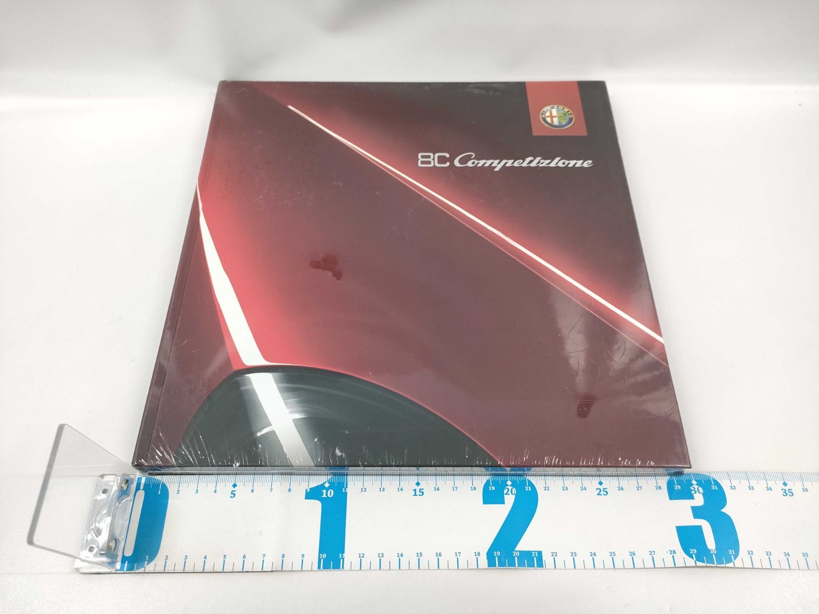 【在庫限りの大特価】 アルファロメオ8C コンペティツィオーネ 大判 ハードカバー 正規カタログ 激 送料無料・代引可。