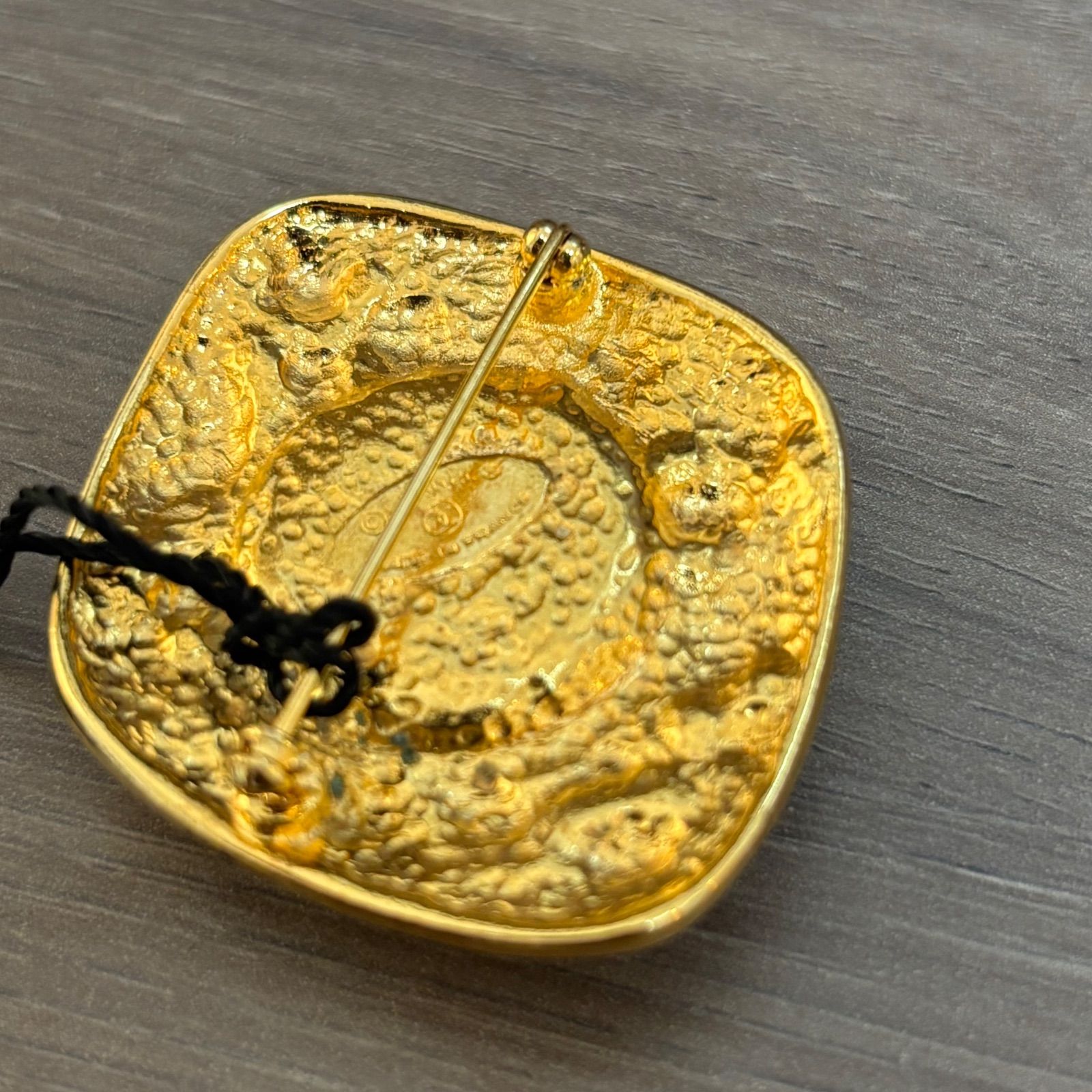 ☆CHANEL シャネル ブローチ パールブローチ ゴールドカラー フェイク