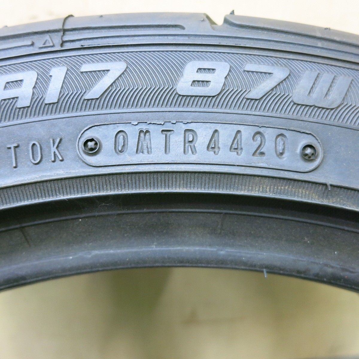 未使用！1本☆215/45R17 ダンロップ ディレッツァ DZ101 タイヤ 17 