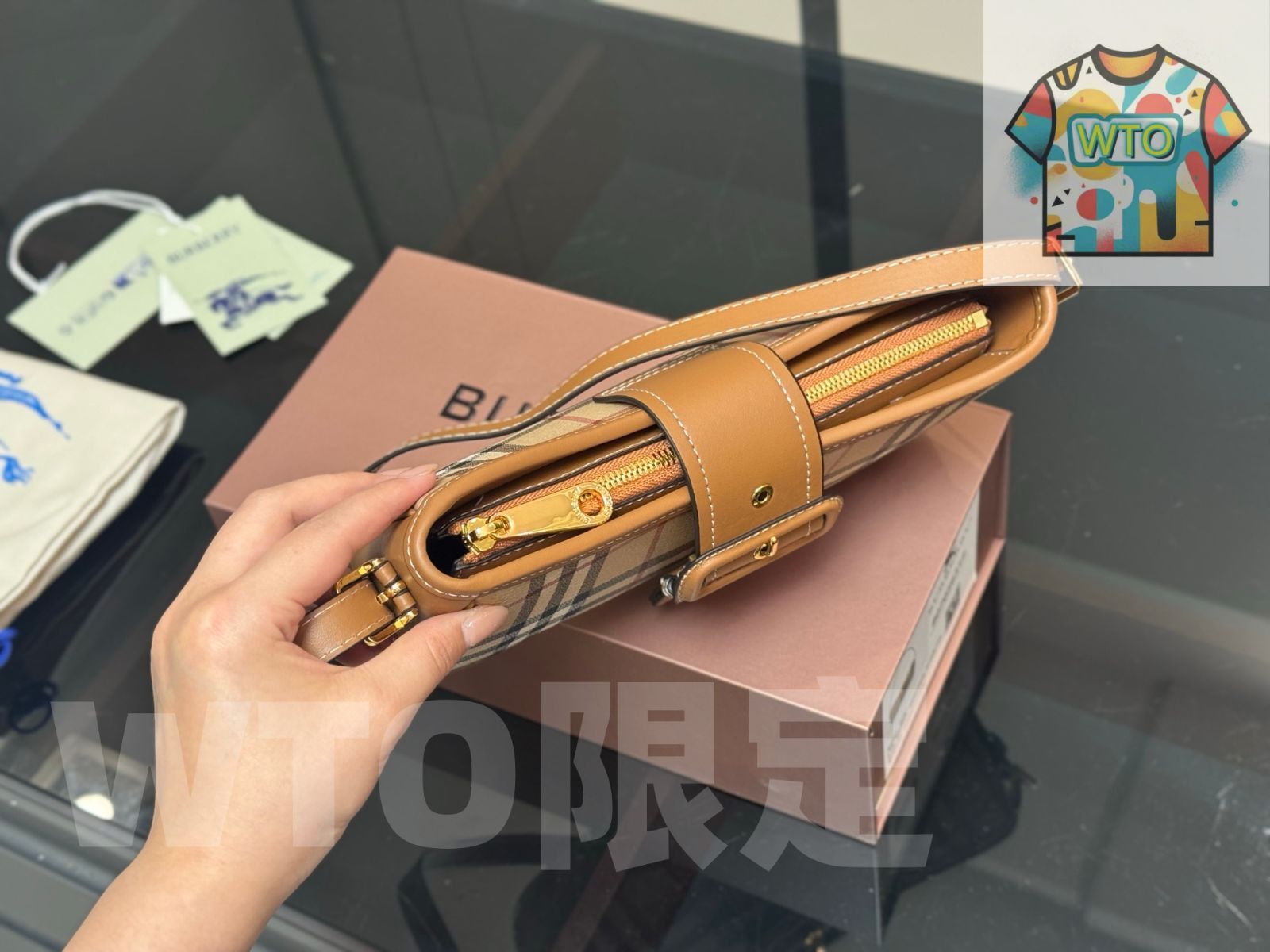 バーバリー　10Ysize  【美品】 BURBERRY バーバリー LL MD DRAWSTRING BUCKET CJ1 8093869
