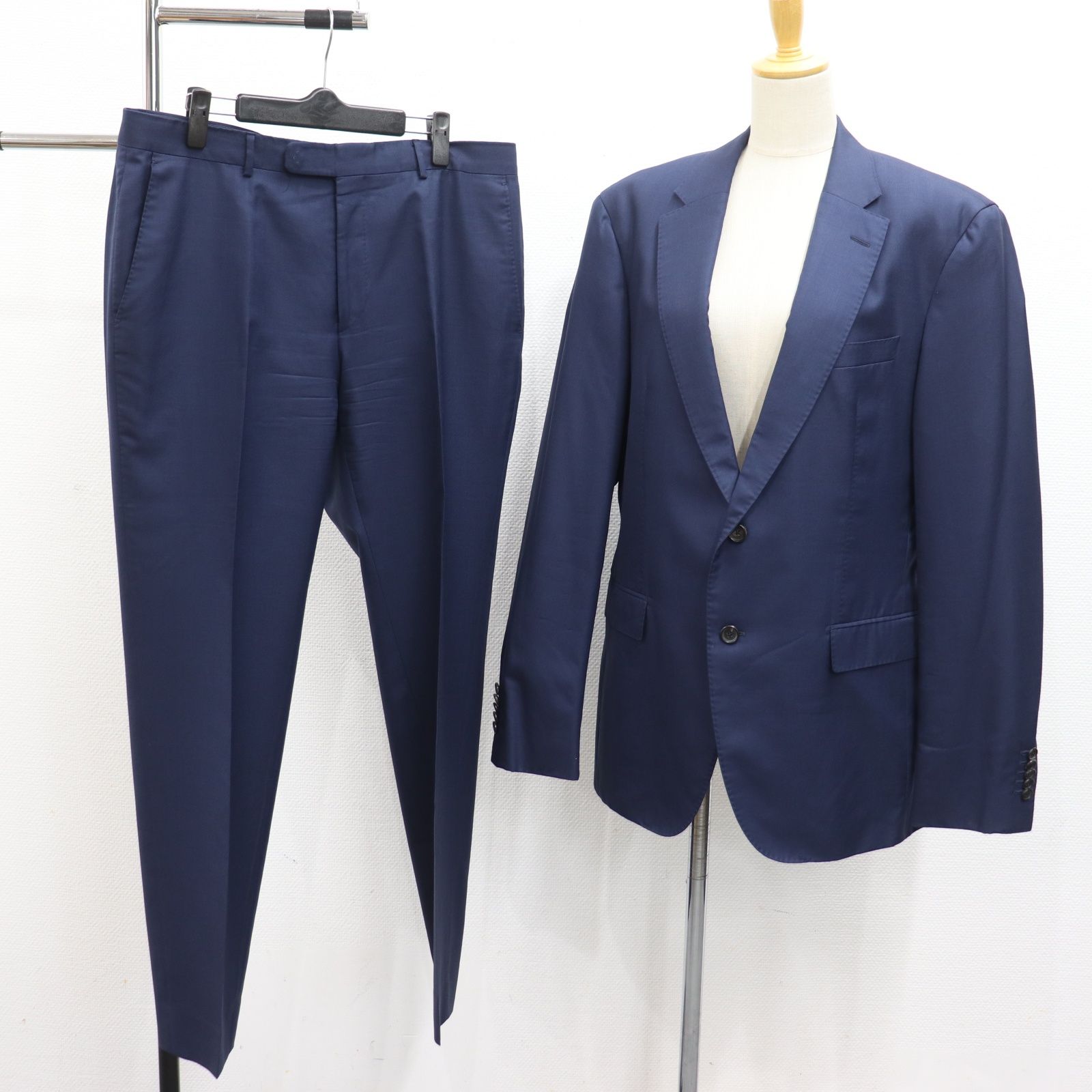 IT0N0MSZN6Z8 HUGOBOSS ヒューゴボス セットアップ スーツ ネイビー ジャケット ボトムス フォーマル メンズ サイズ不明