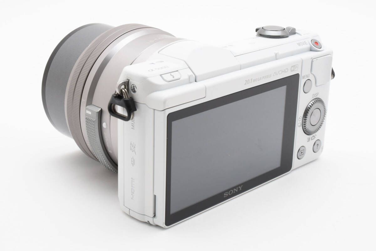 SONY α5000 ホワイト （ILCE-5000）＋SELP1650 α（ソニー） ソニー SONY α5000 ILCE-5000 レンズセット