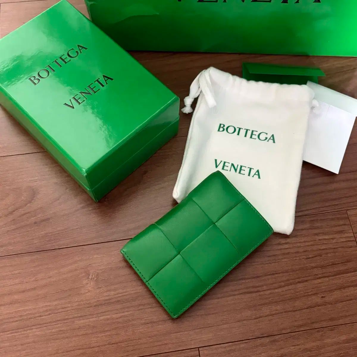 Bottega Veneta ボッテガヴェネタ 財布 付属品完備