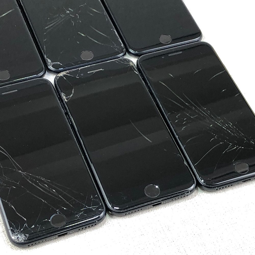 ★【ジャンク】Apple iPhone Se第2世代 A2296 64GB UQ mobile、第2世代「iPhone SE」128GB/64GBモデルを8/27発売