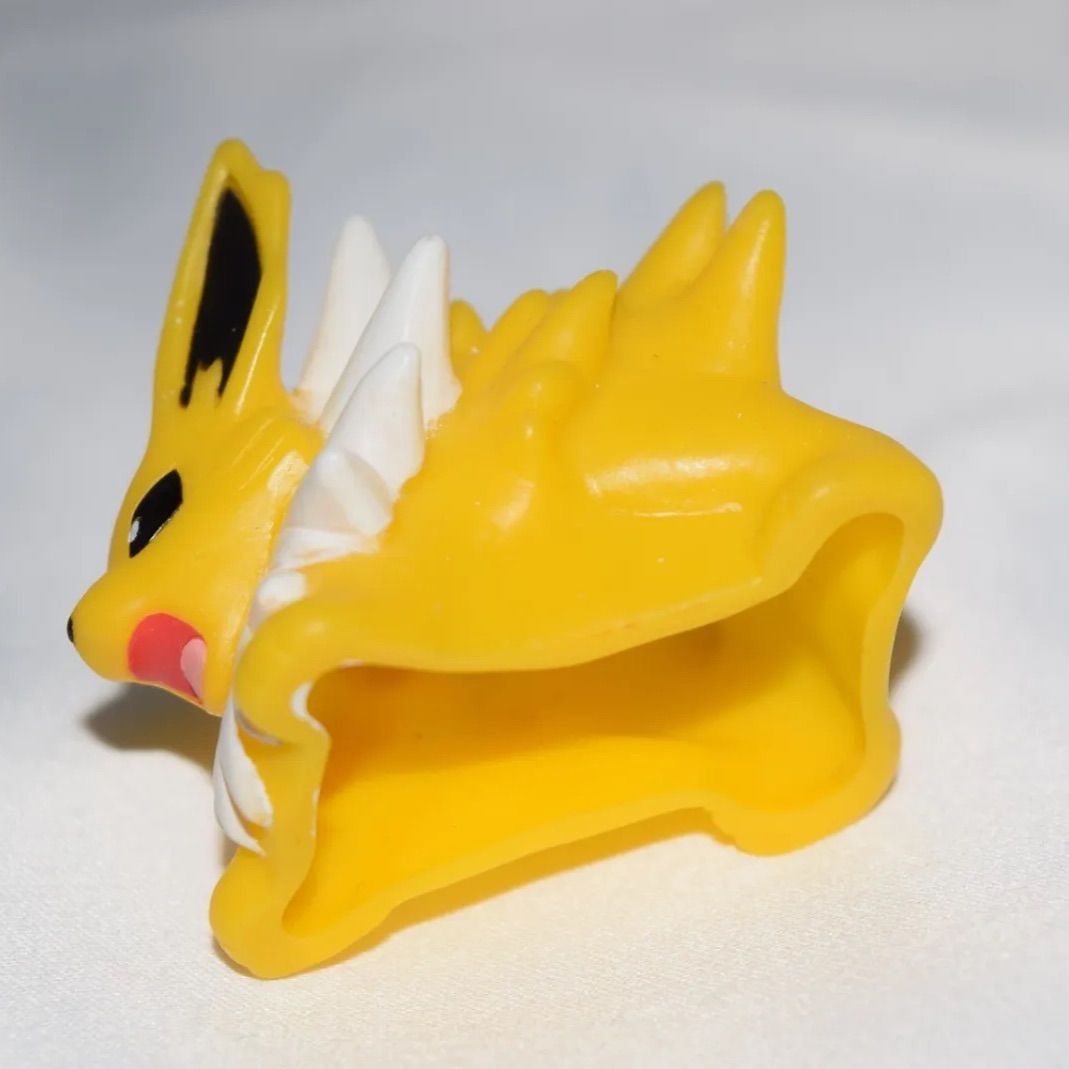 サンダース 2005 指人形 ポケモンキッズ ソフビ人形 ポケモン - メルカリ
