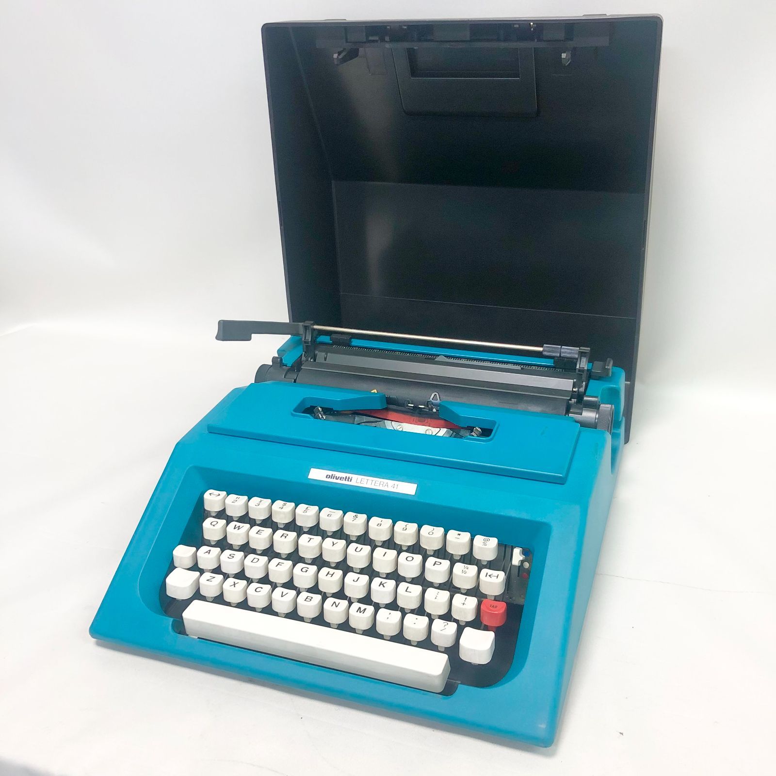 タイプライター olivetti LETTERA 41 olivetti Lettera 41 タイプライター - メルカリ