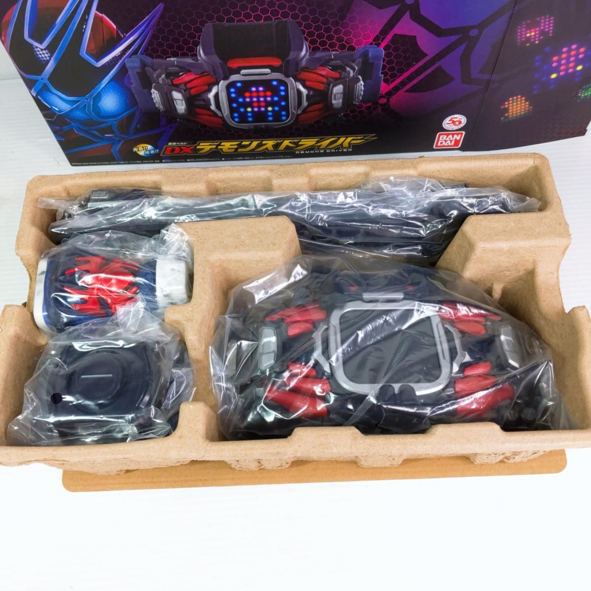 中古品】仮面ライダーリバイス 変身ベルト DXデモンズドライバー