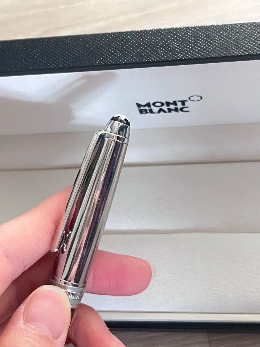 デュエボールペン