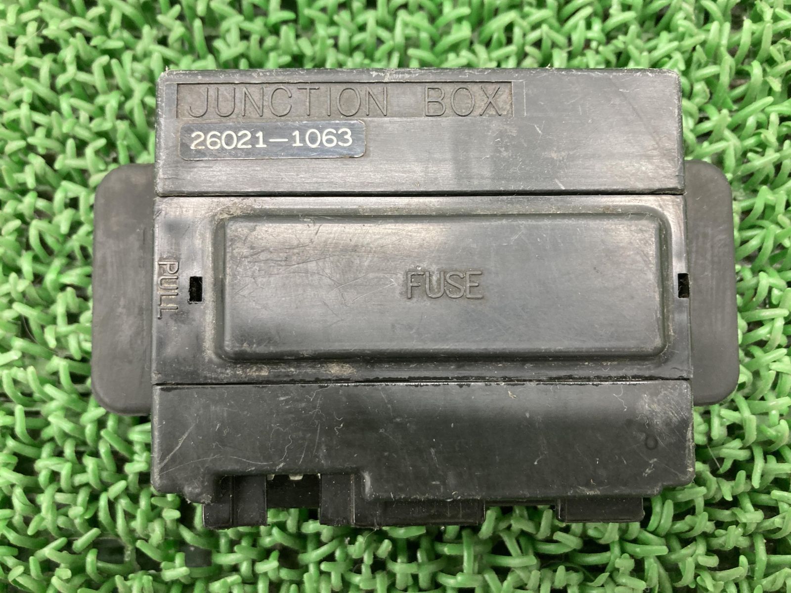 サマーセール ミニグランド バンドル GPX250R 中古 純正 カワサキ 26021-1063 ヒューズボックス ネックレス・ペンダント