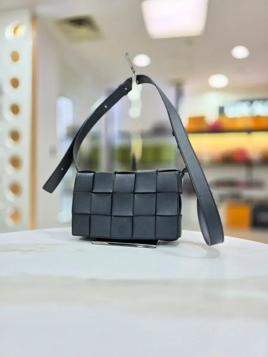 イントレチャート ブラック