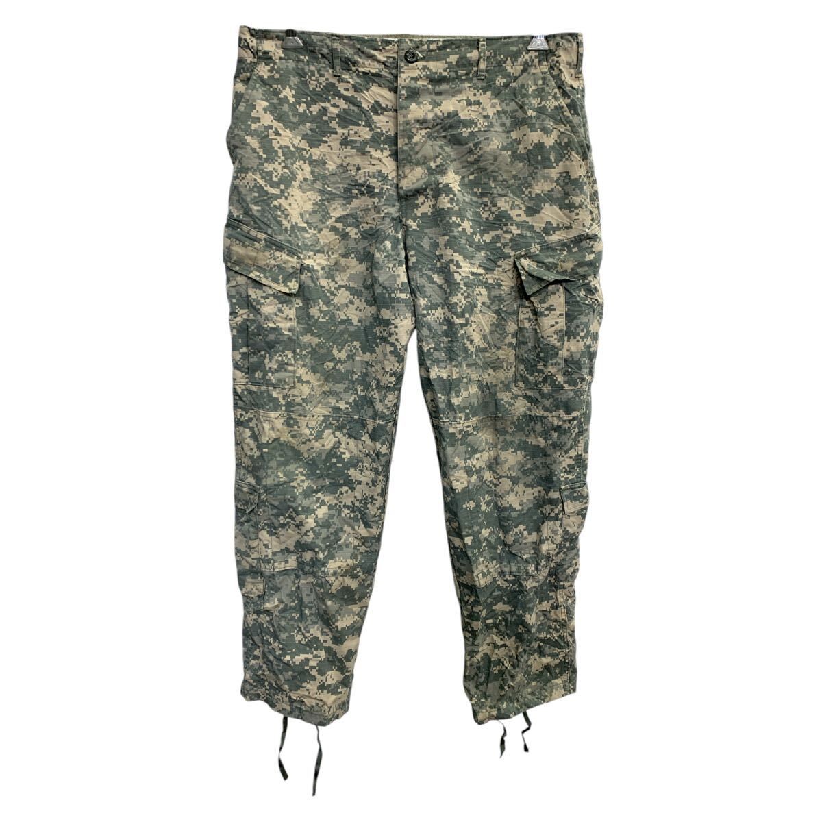 ミリタリー カーゴパンツ W39 ボタンフライ ビッグサイズ デジタルカモ カモフラ 古着卸 アメリカ仕入 2503-651