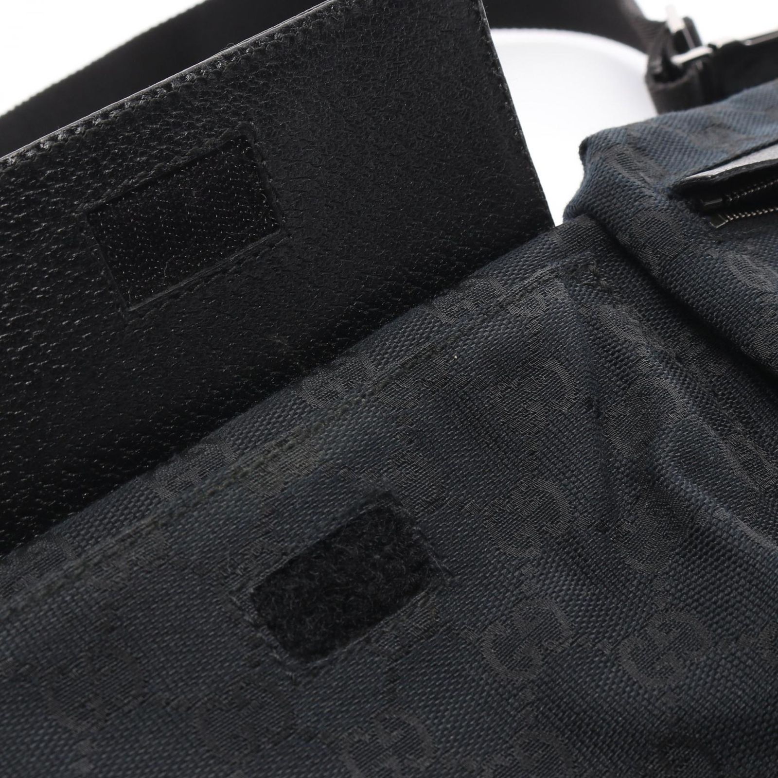 グッチ GUCCI ウエストバッグ ボディバッグ GGキャンバス 28566