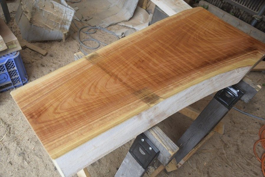 アウトレット ケヤキ(欅)の一枚板 長さ約105cm 幅約35～43cm 厚