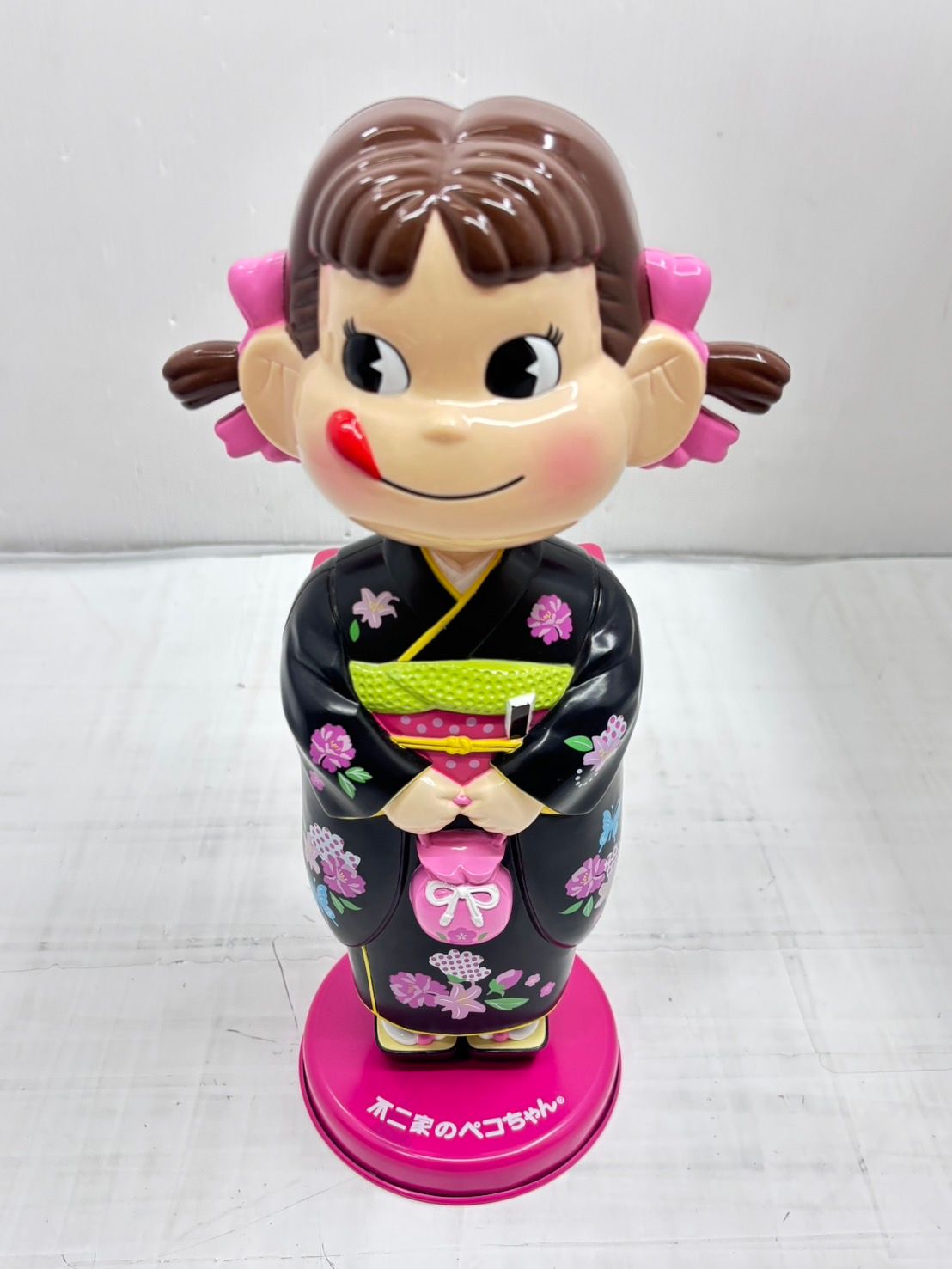 即決有 全高約34cm 着物首ふりハッピーペコちゃん 人形 赤色