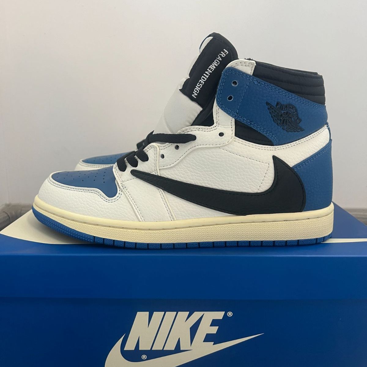 Travis Scott × Fragment × Nike Air Jordan 1 Retro High OG SP 