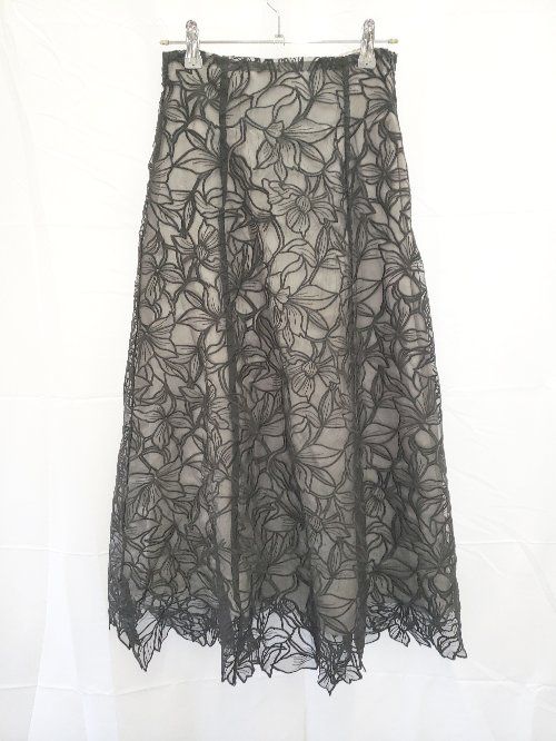◇ ⊂ tocco closet トッコ クローゼット 花柄 ミニ丈 ベア