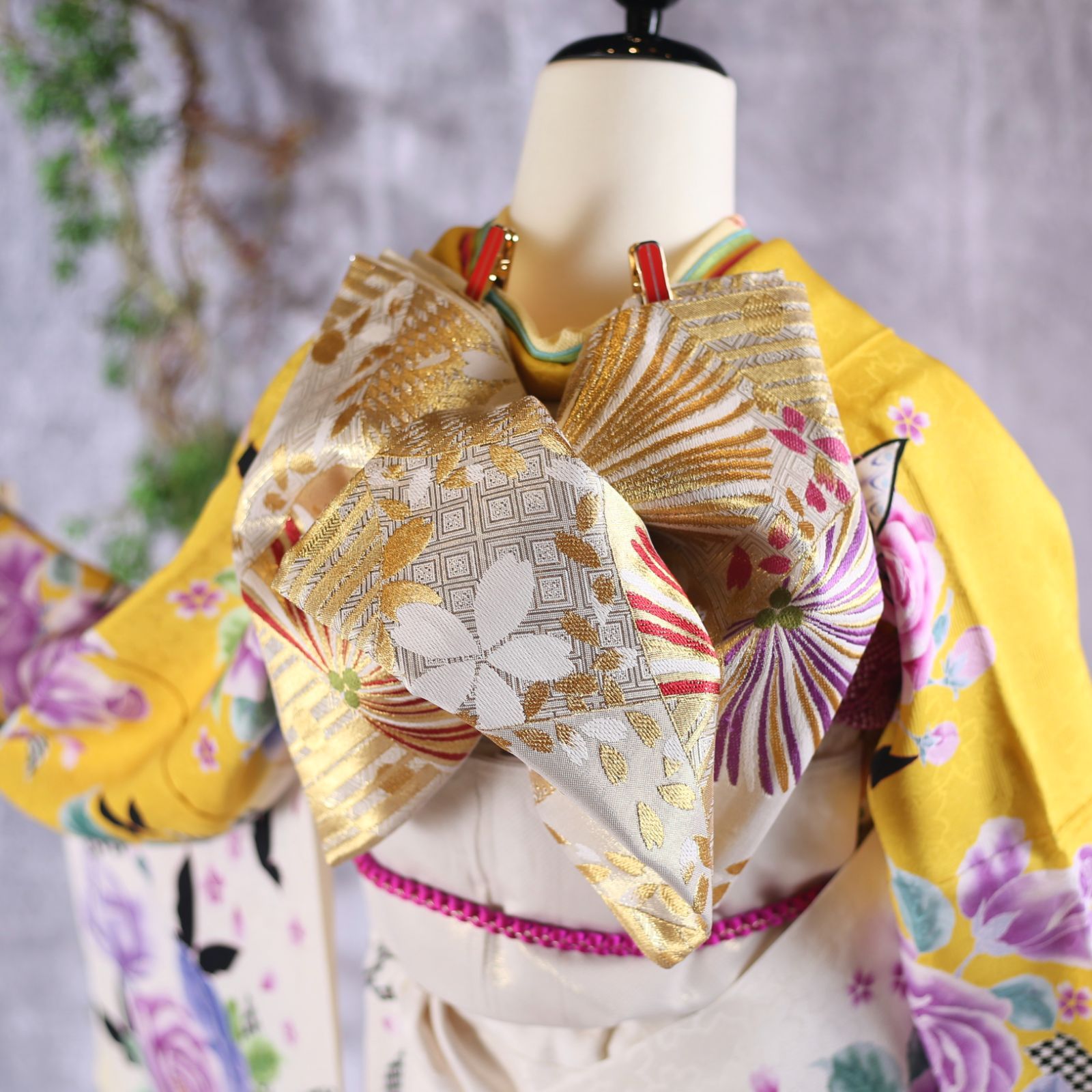 ○振袖フルセット 振袖セット 振袖 S～Mサイズ 中古 白×蝶 美品 成人式 
