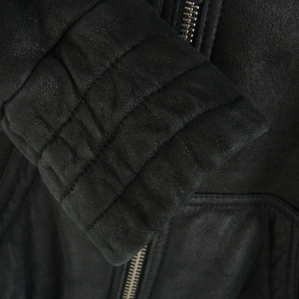 AMI Alexandre Mattiussi ムートン レザーパーカーブルゾン AMI Alexandre Mattiussi ムートン レザーパーカーブルゾン