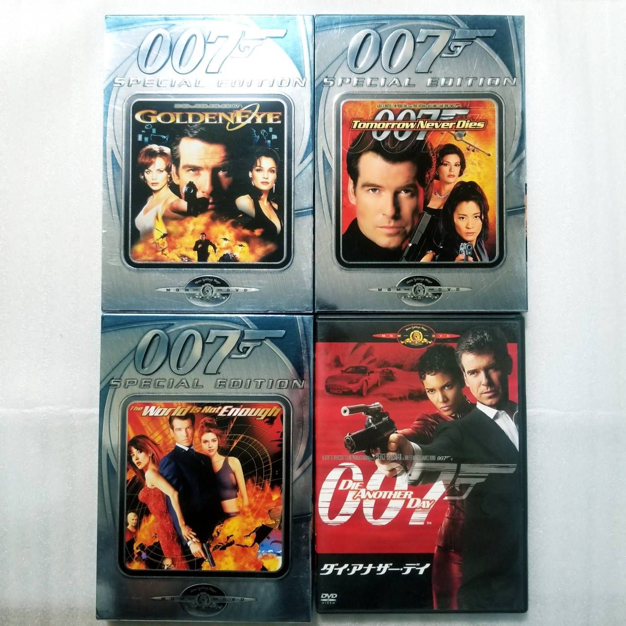 007」シリーズ 全24作＋「ネバーセイ・ネバーアゲイン」 25作品