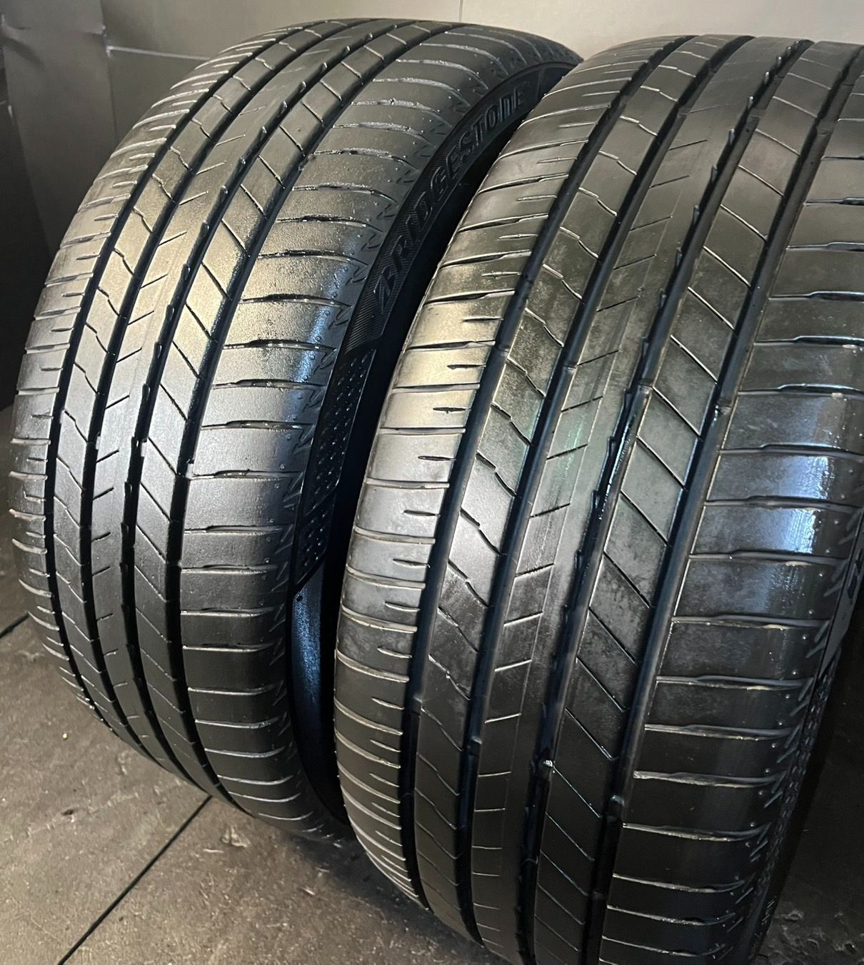 2023年製 約8.8～9分山 ブリヂストン BRIDGESTONE レグノ REGNO