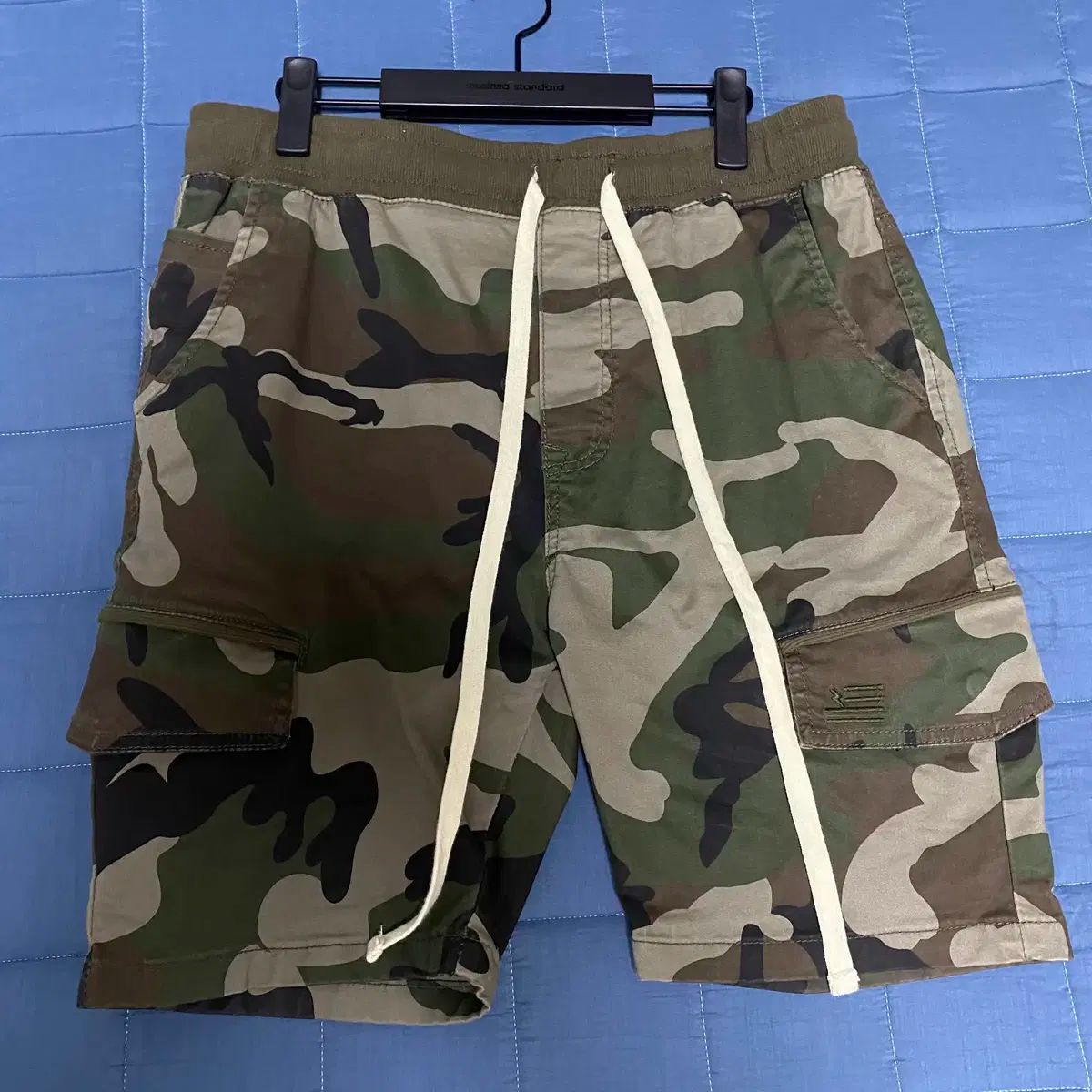 【雷市場（ポンジャン）商品韓国直送】ハイバー デニム カーゴ パンツ (正規品 /新品/廃止)