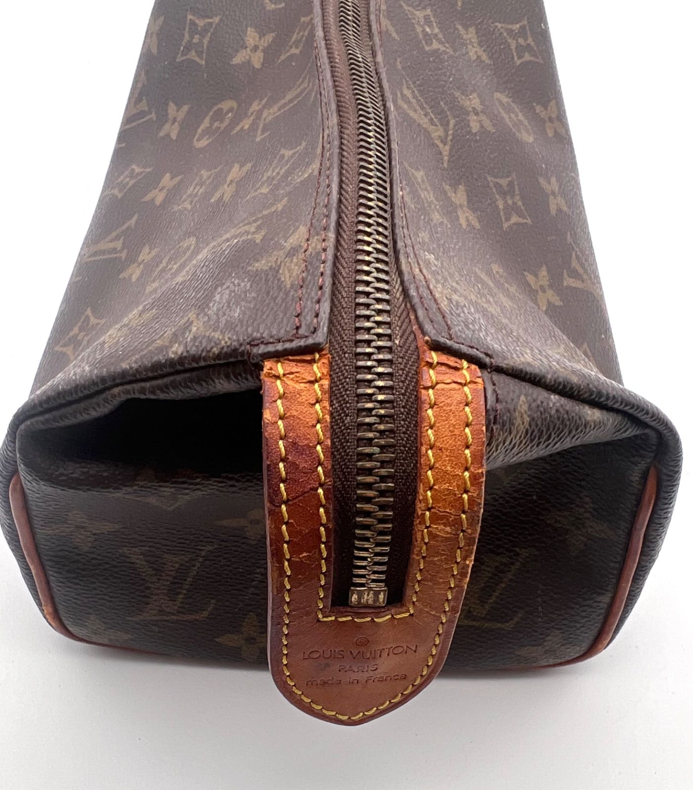 LOUIS VUITTON ルイヴィトン ポーチ トゥルース パット