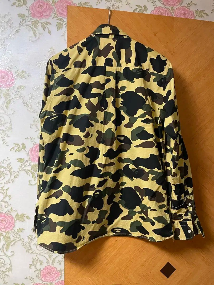 A BATHING APE アベイシングエイプ シャツ L
