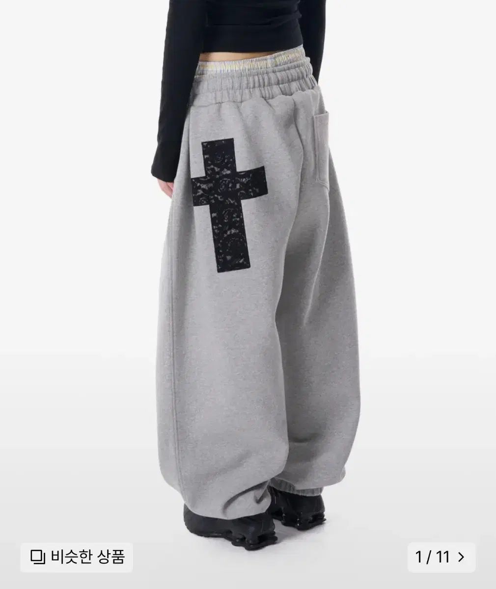 アーカム 紐付き クロス パッチ スウェットパンツ ジョガーパンツ グレー 1