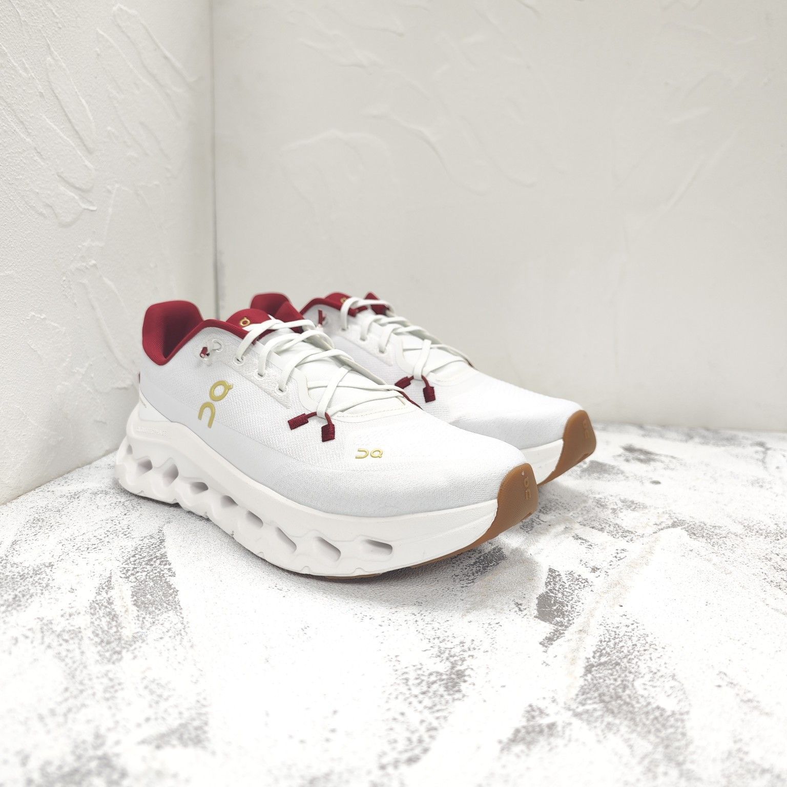On Cloudtilt クラウドティルト　ホワイトスニーカー 23.5 クラウドティルト | クッション性のある軽量デイリーシューズ