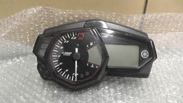 YZF-R25 RG10J-008xxx の メーター :#1700531121 - メルカリ