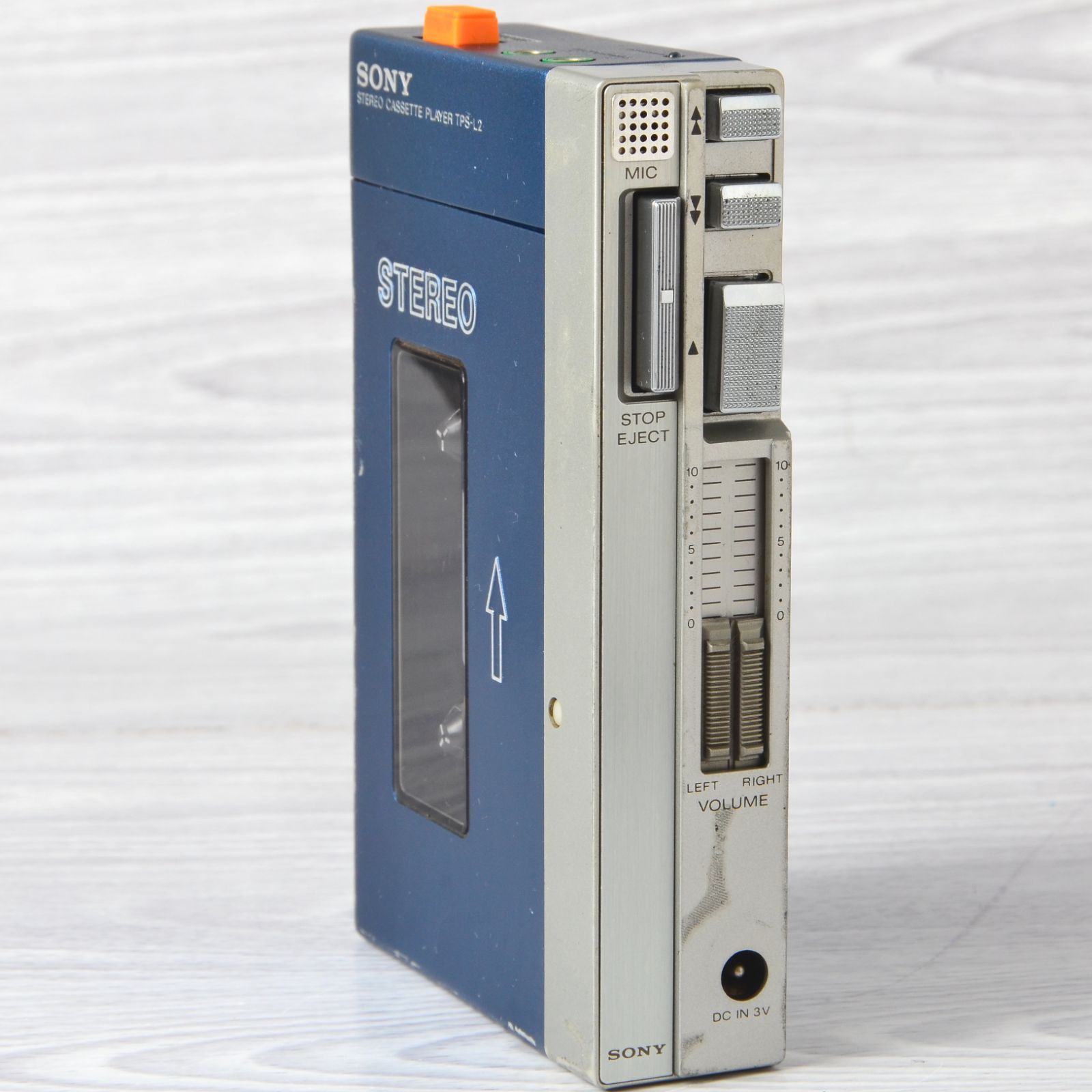 SONY 初代WALKMAN TPS-L2 初期型 ソニーカセットウォークマン