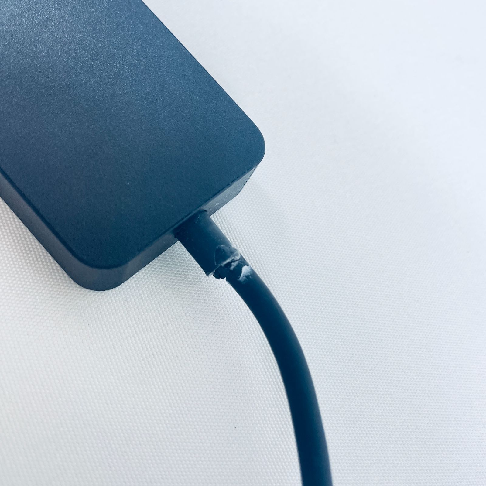 ワイヤレスディスプレイ アダプター