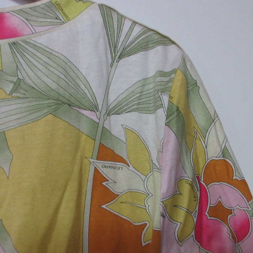 美品 LEONARD レオナール フラワープリント ショートスリーブ