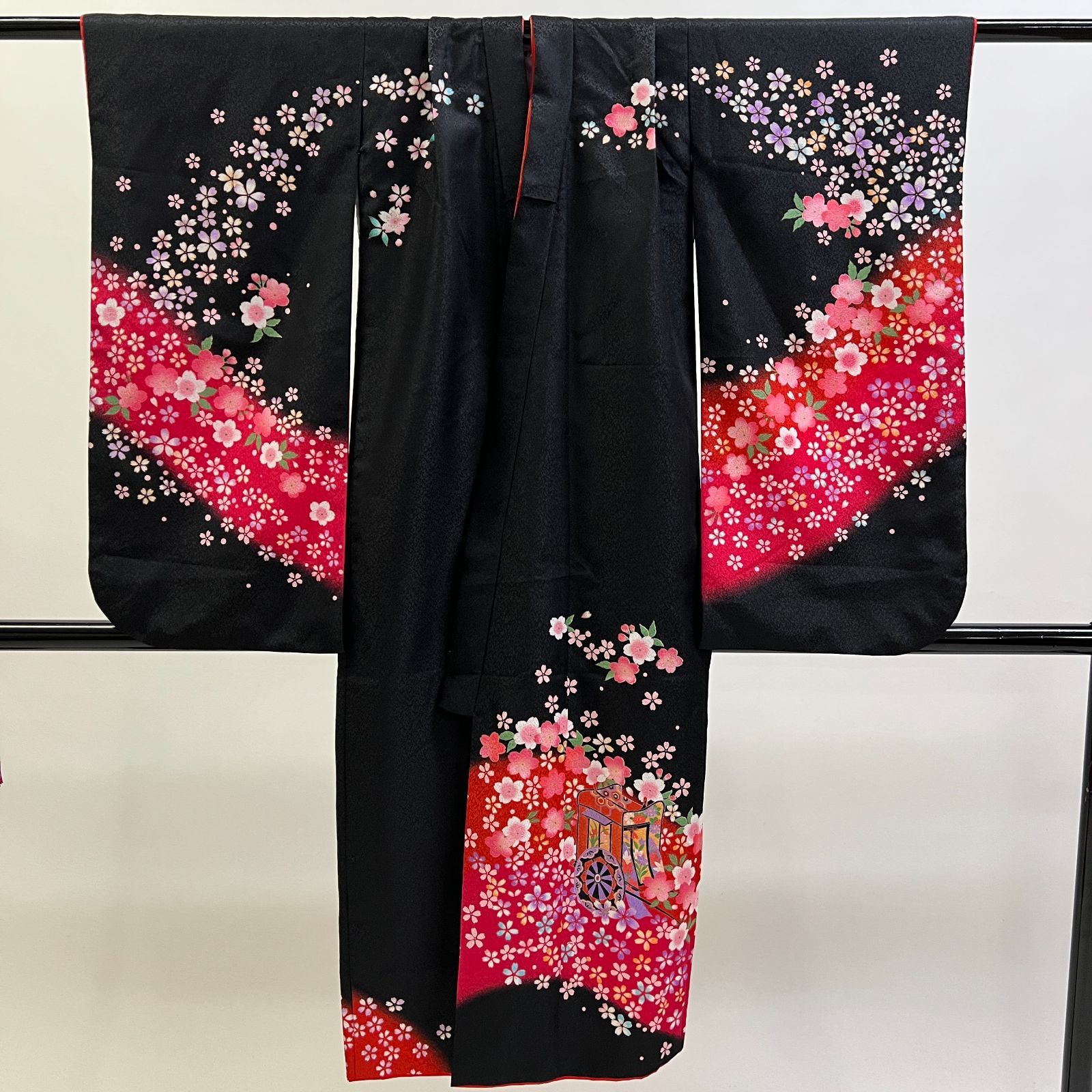 七五三 753 四つ身着物 四ツ身着物 中古品 リメイク 黒 黒色 7歳 7才 7