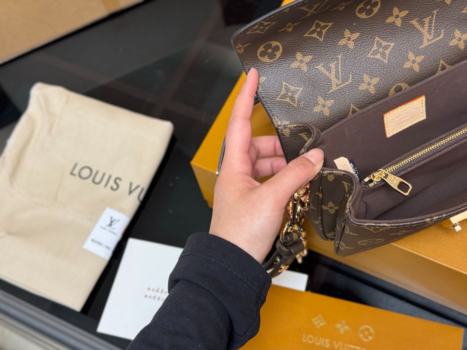 LOUIS VUITTON アベス メッセンジャーバッグ モノグラム 今日特価】LV Monogram Messenger Bag ルイ・ヴィトン