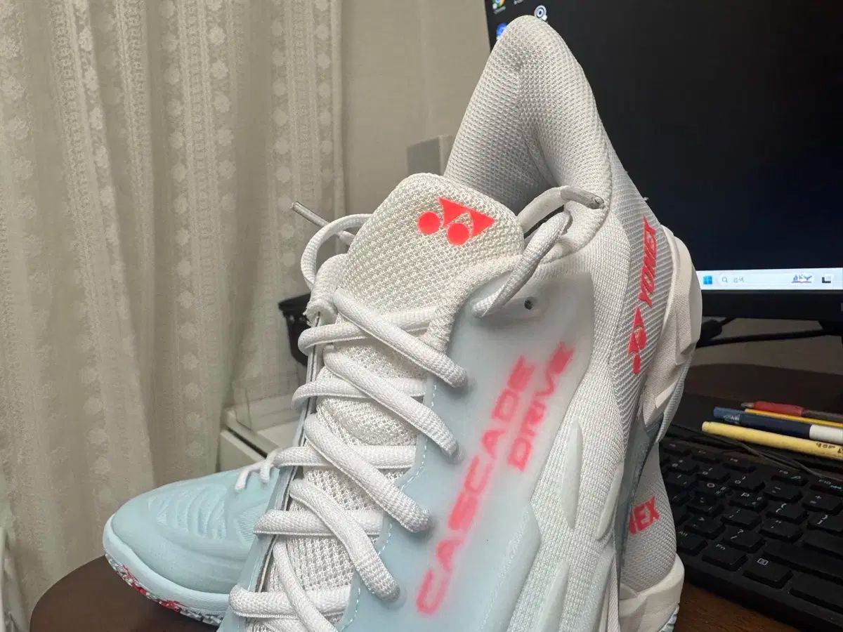 ヨネックス YONEX カスケード 2