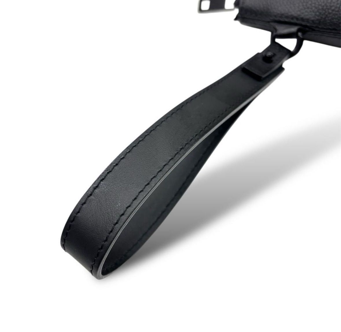 ルイヴィトン ポシェットIPAD