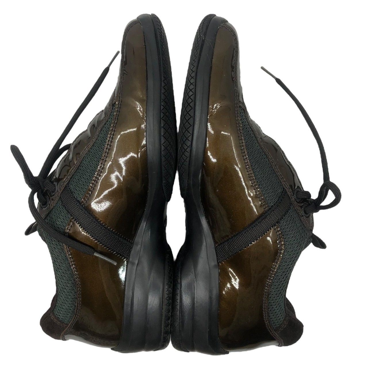 prada sport エナメルスニーカー ブラック ロゴ スニーカー エナメル フラット レースアップ
