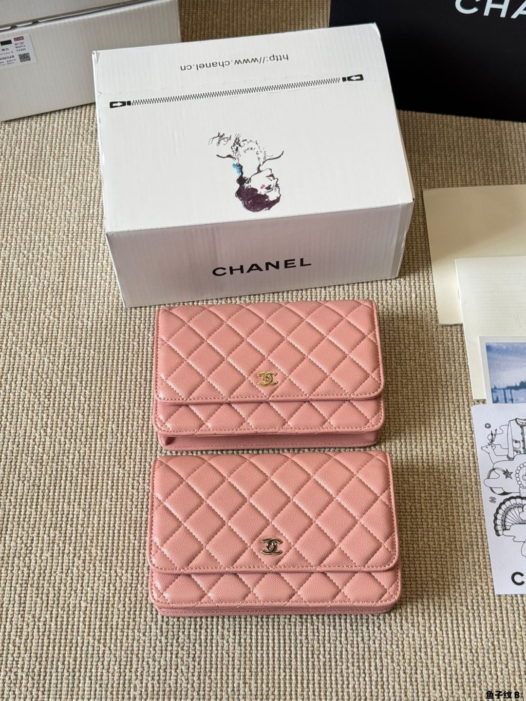 CHANELシャネル❤財布❤完売品❤美品 シャネル 二つ折り財布 レディース ブラック CHANEL AP3388