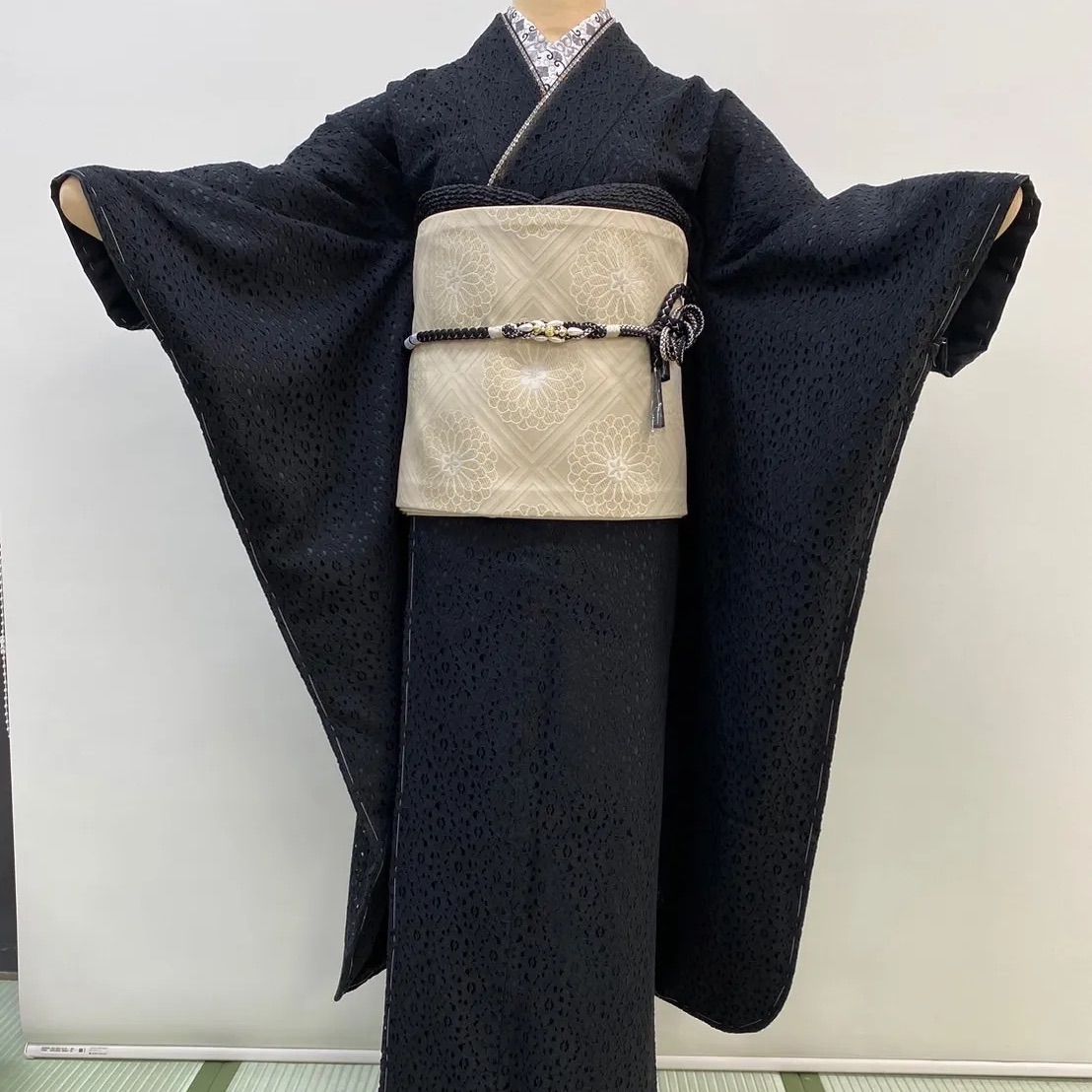 血赤珊瑚　ピアス　サンゴ　Pt900 着物　和服 血赤珊瑚 ピアス サンゴ Pt900 着物 和服 楽天市場】≪ブラック