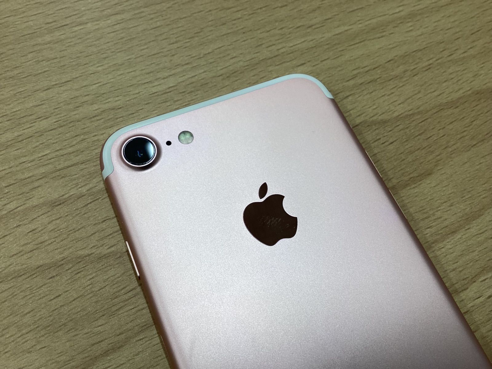 【初期化済•動作確認済】iPhone 7 128GB SIMフリー Apple iPhone 7 128GB SIMフリー [シルバー] 価格比較 - 価格.com