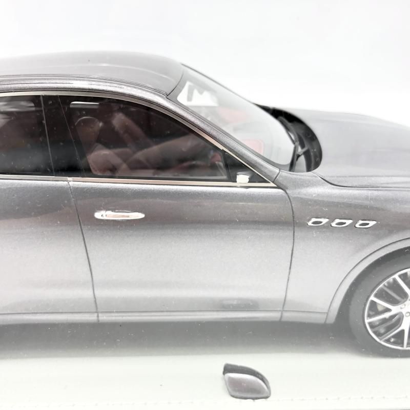 マセラティ レヴァンテ ジュネーブモーターショウ 1/18 BBR 京商 マセラティ レヴァンテ ジュネーブモーターショウ 1/18 BBR 京商